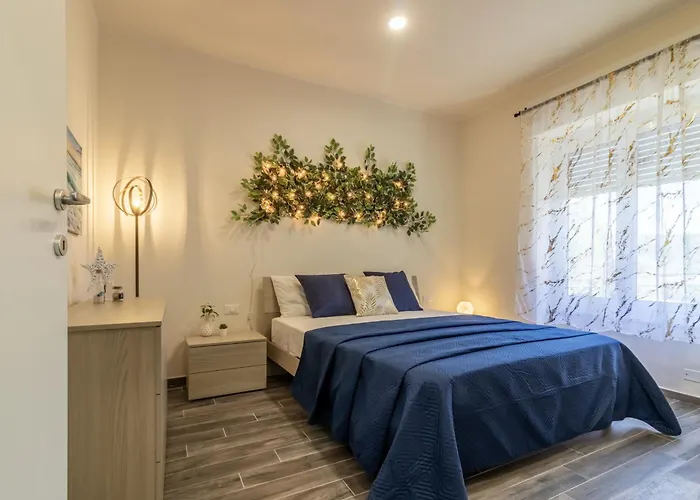 View Holidays * لا سبيتسْيا